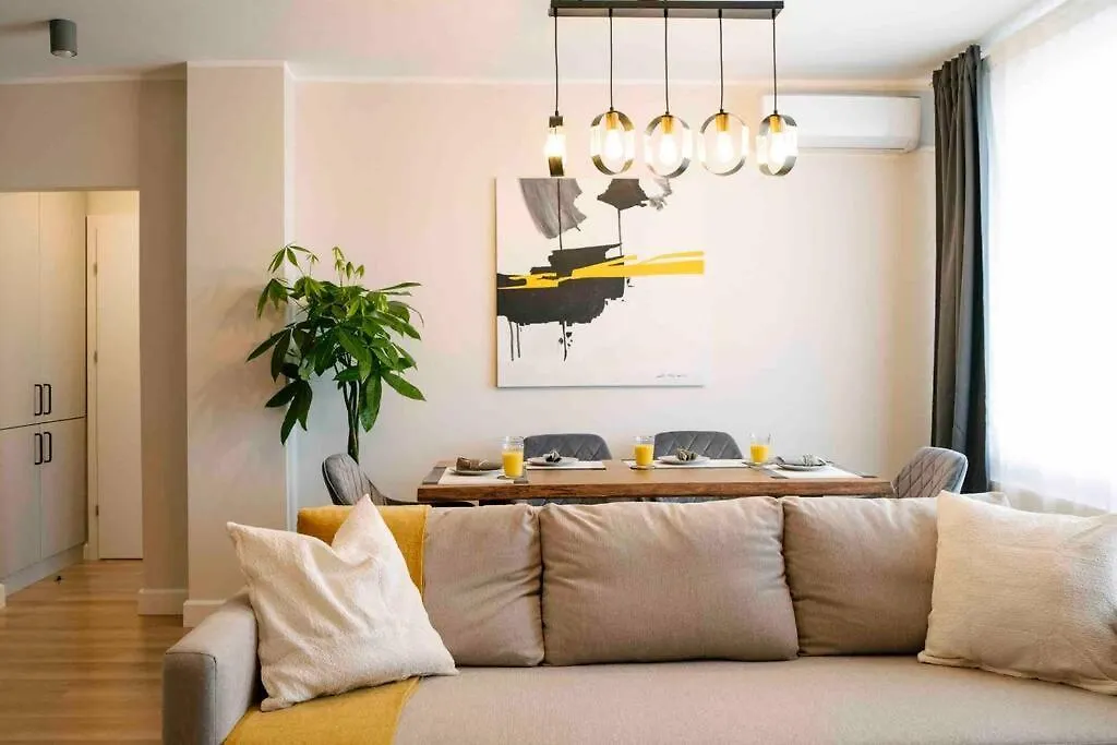 Sunny 2Br Flat-Top Location-Amazing Views Bükreş Daire
