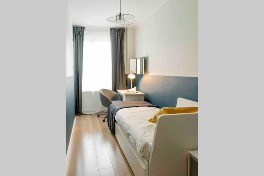 Daire Sunny 2Br Flat-Top Location-Amazing Views Bükreş
