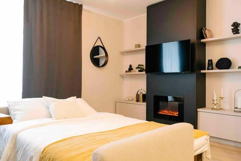 Sunny 2Br Flat-Top Location-Amazing Views Bükreş Daire