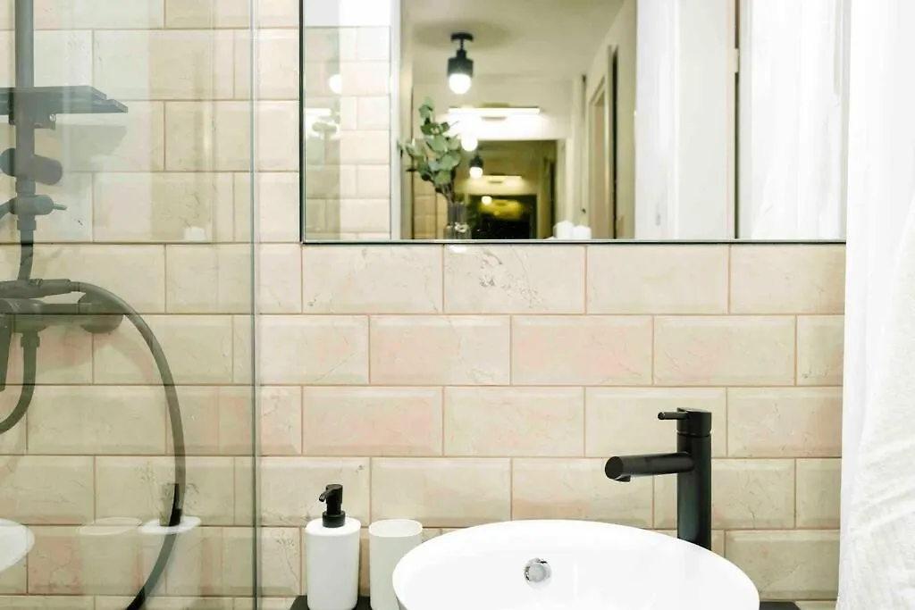 Sunny 2Br Flat-Top Location-Amazing Views Bükreş Daire